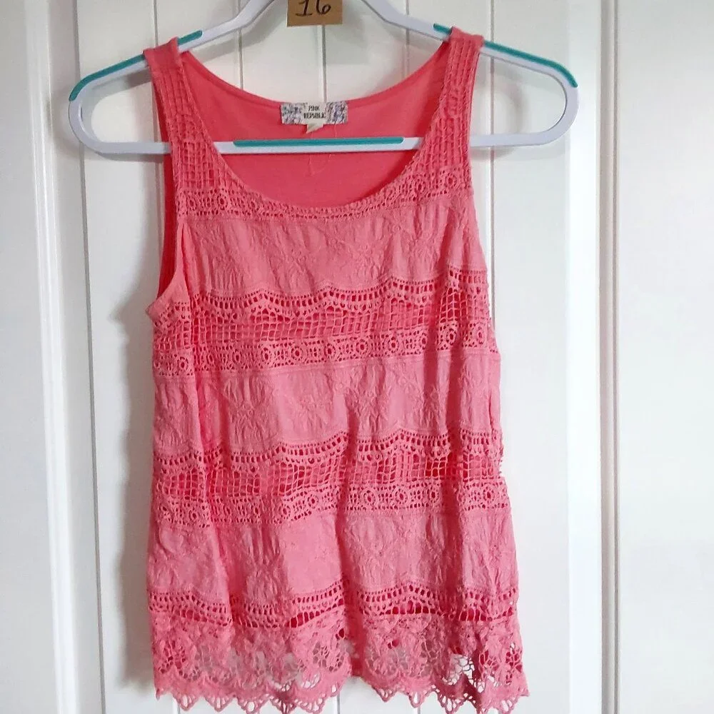 NWOT - Picture 1 of 2
